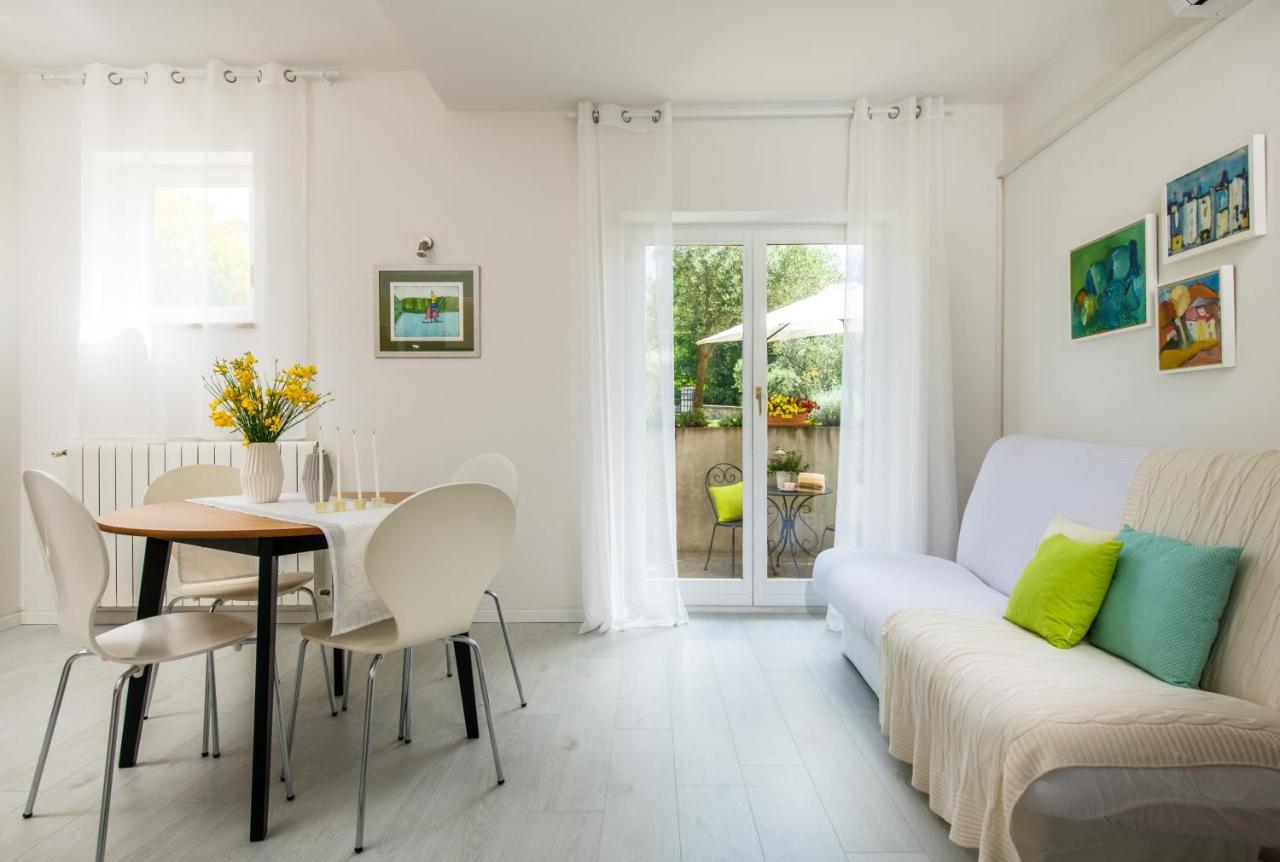 Apartment Alex Labin  Exterior foto