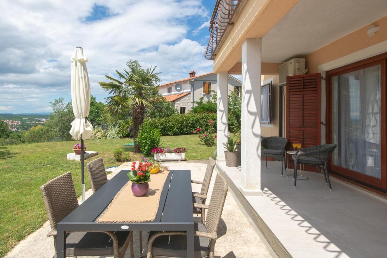 Apartment Alex Labin  Exterior foto
